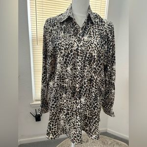Banana Republic Animal Print Oversized Blouse Size S